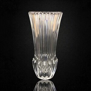 Avon Seasons Greetings Bud Vase 1977 Clear Pressed Glass Christmas or‎ Anytime